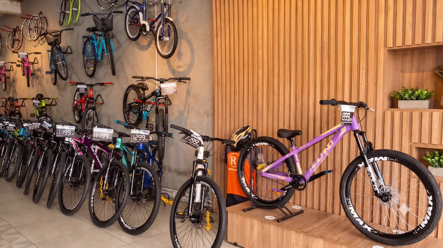 Interior da loja Tico Bikes